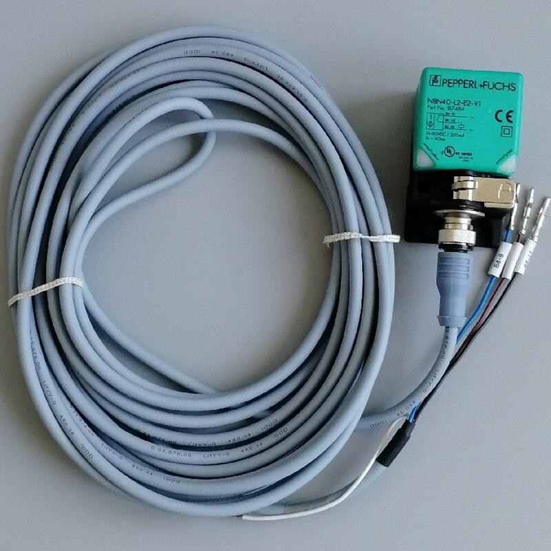 Sensor Pepperl Fuchs NBN40-L2-E2-V1 